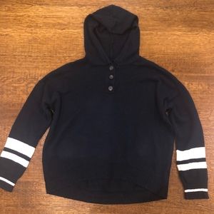 American Eagle navy blue sweater